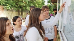 Reprezentanţii ministerului vor face publice condiţiile de admitere, în cadrul unei conferinţe de presă.