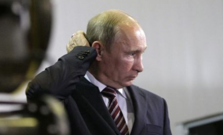 Mulţi spun că Putin este o persoană dură, de care ar trebui să te temi, însă "mâna lui de fier" a dus mai departe faima acestei ţări. 