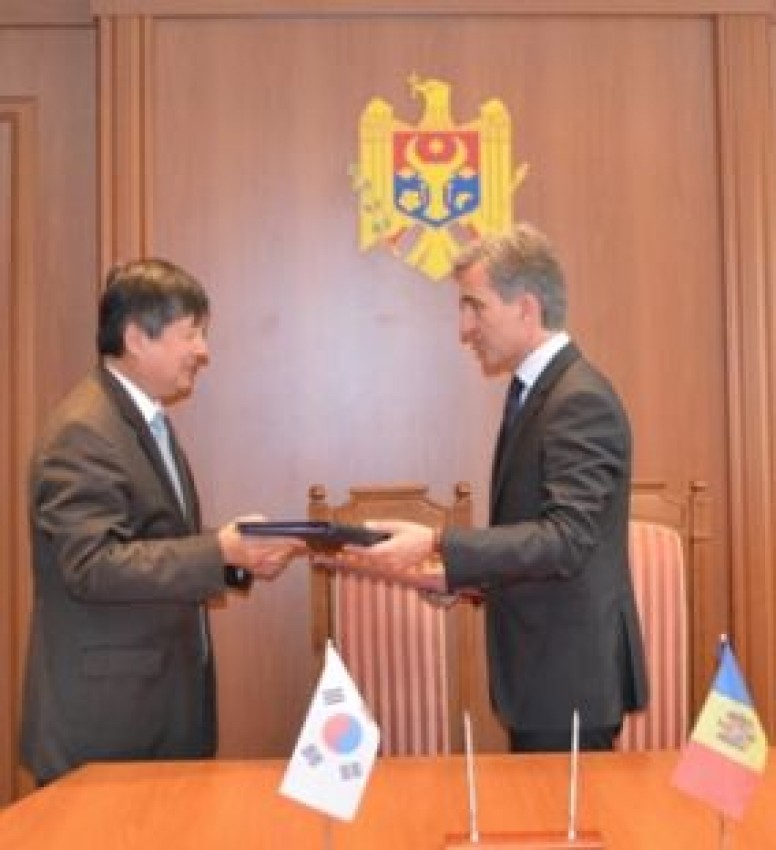 Procedura va fi aplicată după ce vor fi  îndeplinite toate cerinţelor prevăzute de legislaţiile celor două state