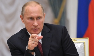 Кроме того, в эфире передачи президент выразил уверенность в том, что пользуется поддержкой большинства россиян.