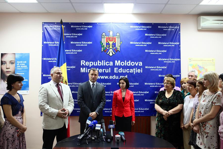 Maia Sandu a exprimat gratitudine pentru încrederea acordată şi a dat asigurări că va depune tot efortul pentru a promova reformele în sistemul educaţional