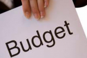  Potrivit ministrului, 30 la sută din banii bugetari nu sunt alocați pentru obiective concrete, dar pe ramuri