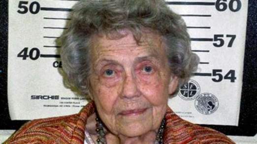 91-летняя градоначальница грабила собственный город в Алабаме.