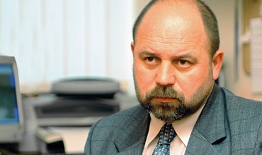 Реницэ на правах члена компартии потребовал отставки своего экс-шефа с поста председателя партии коммунистов Республики Молдова.