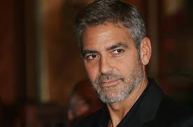 Clooney s-a remarcat de-a lungul anilor ca o personalitate cu "o conştiinţă politică vie", iar acest premiu este tocmai o recunoaştere a implicării sale. 