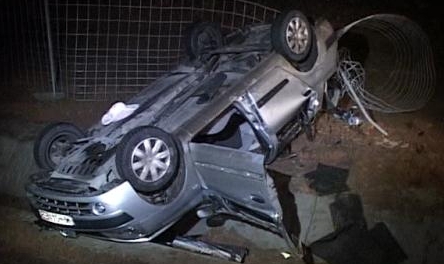 În urma accidentului o femeie şi un bărbat în vârstă de 49 de ani au murit pe loc.