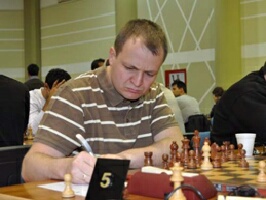 Виорел Иордэкеску играл за второй доской и набрал 4,5 очков из 7 возможных. 