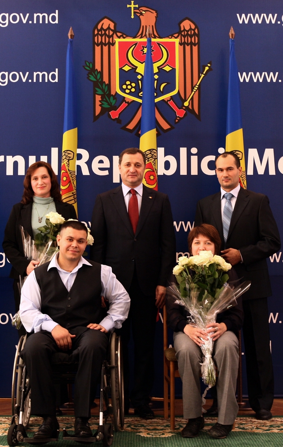 Premierul a înmânat premii bănești lotului paralimpic