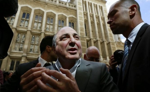 Procuratura Generală din Rusia va cere ca toate bunurile şi proprietăţile lui Boris Berezovsky, de peste hotare, să fie confiscate.