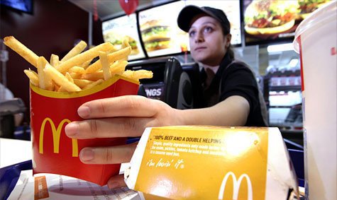 Продажи одного только "Макдональдса" в стране в прошлом году превысили €4,3 млрд, что делает Францию вторым по величине рынком для сети после американского.