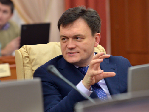 Recean a ţinut să precizeze că a aflat de acest caz pe 4 ianuarie şi că ancheta internă desfăşurată de MAI în acest caz urmează să facă lumină. 