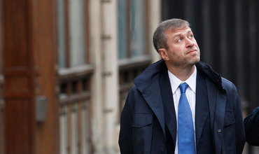 Businessmanul rus Roman Abramovici a fost reţinut în Statele Unite ale Americii.