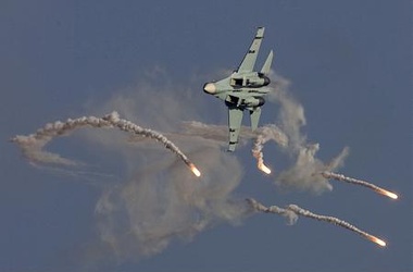 Белоруссия после "плюшевого десанта" увеличила интенсивность полетов военной авиации.