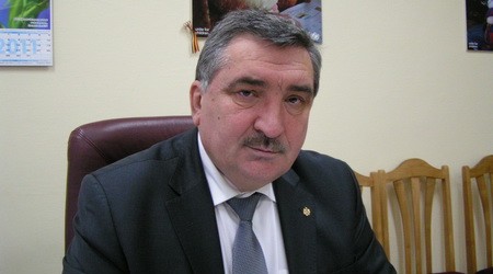 Экс-министр здравоохранения Владимир Хотиняну потребовал от Агентства по медикаментам не соблюдать нормы законодательства. Фото: pan.md