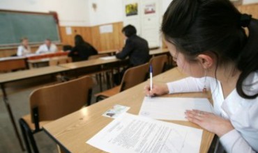 Tot in sesiunea de bacalaureat 2013 participantii la discutii propun sa fie deschise mai puţine centre de BAC.