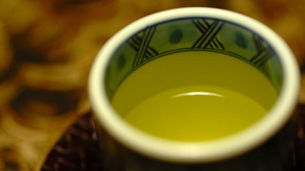 O variantă foarte sănătoasă şi care poate fi consumată cu succes este ceaiul verde