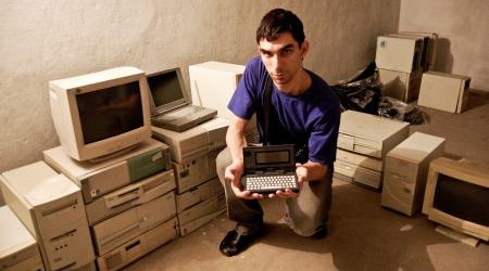 100-500 леев – примерно столько Андрей Иванов тратит в среднем на покупку одного старого компьютера.