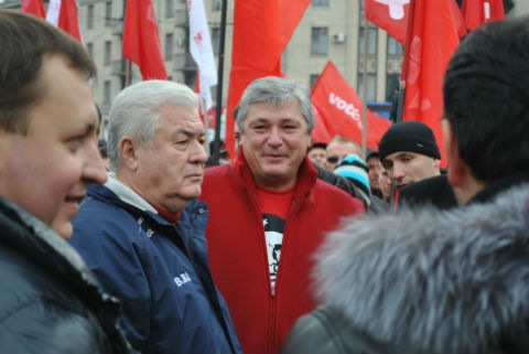 С октября компартия Молдавии оказалась в достаточно сложной ситуации.