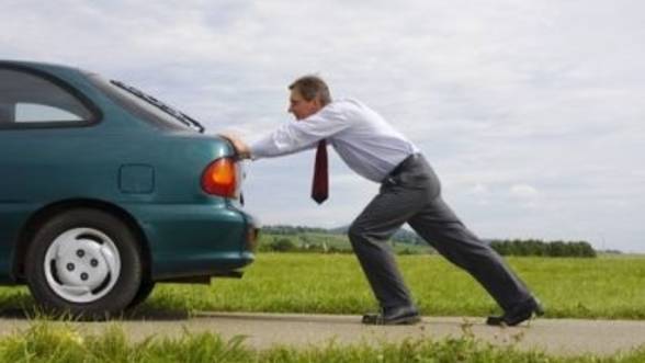  Un angajat al unei bănci austriece a pierdut 90.000 de euro în timpul unui transport de bani în Austria.