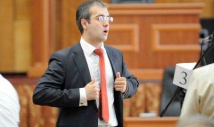 Сергей Сырбу обратил внимание на негативные стороны продления деятельности нынешнего кабмина.