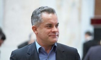 "Este deja atât de evident cine stă în spatele acestor atacuri și ce obiective are, încât atacurile lor se discreditează de la sine.", a explicat Vlad Plahotniuc. 