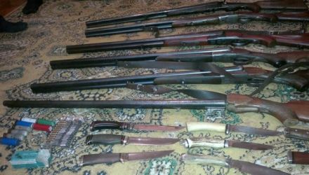 Audiați de poliție, cei doi suspecți nu au putut da nicio explicație clară despre obiectele depistate