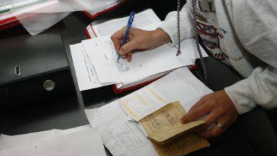  Autorităţile raionului Nisporeni spun că totul s-a întâmplat din cauza neatenţiei.