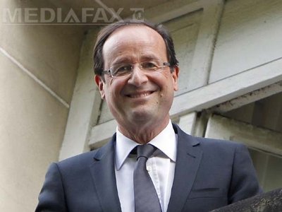 Francois Hollande a informat-o pe Roussef despre decizia sa, atunci când aceasta l-a contactat duminică pentru a-l felicita pentru victoria sa