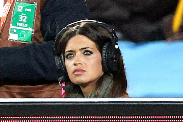 “Eram foarte emoţionată şi nu l-am văzut”, s-a scuzat Sara Carbonero, care are o relaţie cu Iker Casillas din 2009.