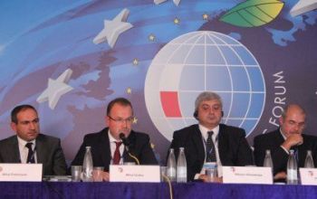 Preşedintele PAD a subliniat în schimb rolul tot mai activ al Uniunii Europene ca actor internațional