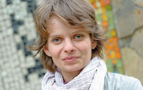Известная художница из Молдовы, Чезара Колесник, обосновавшаяся во Франции, покоряет мир.