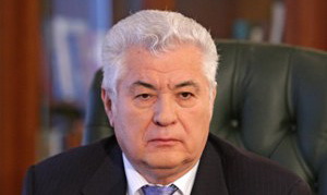 Referitor la încrederea pe care o are liderul comunist în membrii săi de partid, Voronin susține că are încredere în ei până la urmă