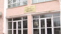 Primarul de Străşeni afirmă că neînţelegerile dintre liderii politici serăsfrâng negativ asupra cetăţenilor.  