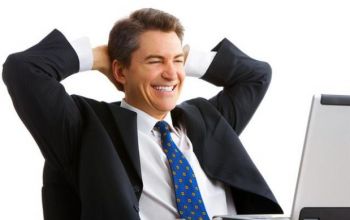 Cine nu şi-ar dori să meargă la serviciu şi să stea degeaba? A reuşit să facă asta un programator american, care şi-a păcălit şefii luni de zile că lucreaz