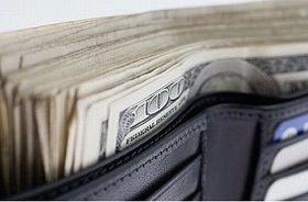 Зарплата госслужащих увеличится в среднем на 12,5% с 1 апреля 2012 г. Фото: profi-forex.org