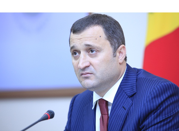 Влад Филат вновь недоволен назойливостью журналистов. Фото: eurasianews.md