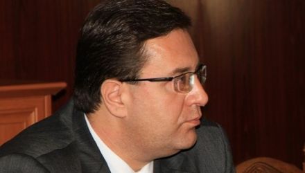 Președintele Parlamentului a menționat că redenumirea limbii de stat în română ar încălca dreptul la autoidentificare etnică.