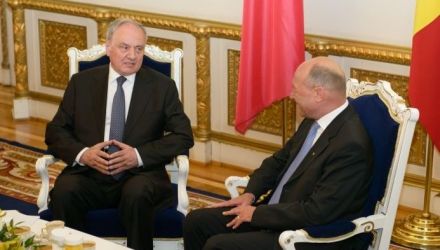 Traian Băsescu a împlinit ieri 61 de ani. 