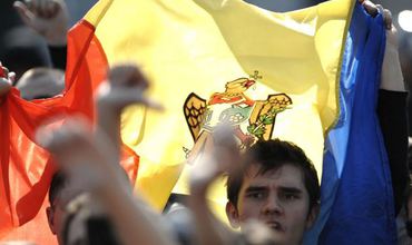 Informaţiile sunt confirmate şi de Primăria Chişinău, pe site-ul căreia figurează o autorizaţie de miting, în susţinerea Alianţei. 