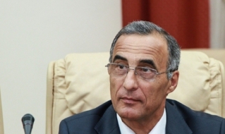 Вице-министр транспорта Борис Герасим стал подозреваемым в деле о негодной прокладке дорог.