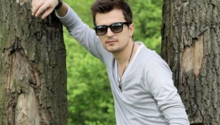  Natalia este un talent şi o voce unică, iar acum lucrăm la unele proiecte cu care-şi va surprinde fanii. 