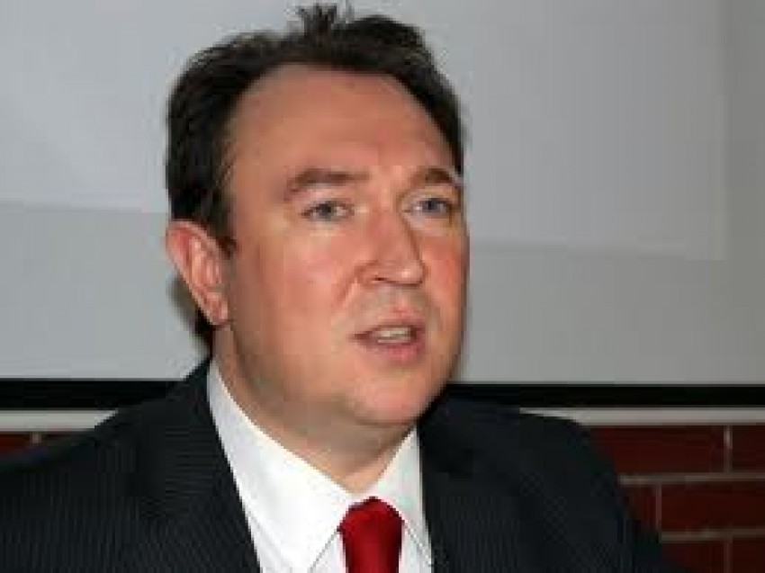 Acesta a adăugat că există riscul ca lista de candidați să fie returnată de Comisia de la Paris 