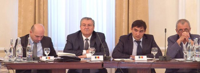 SIS are o activitate specifică şi comunicarea transparentă solicitată atât de societatea civilă, cât şi de presă este problematică