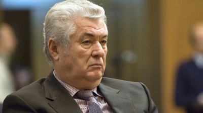 ”Dar de ce roșu?”, nu a ezitat să mai facă o glumă Lupu.