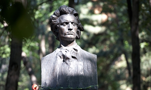 Mihai Eminescu s-a stins din viață la 15 iunie 1889, la vârsta de 39 de ani.