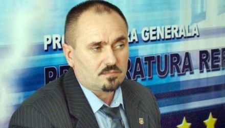 Aceastea fiind spuse, eu aștept întrebările deputaților din AIE, pentru că la provocările lui Petrenco
