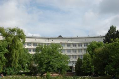 Împrumutul va fi acordat pentru 15 ani, cu o perioadă de graţie de 5,5 ani