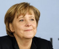  Cancelarul german Angela Merkel poate fi sedusă doar de bărbaţii cu “ochi frumoşi”.