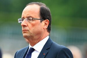 Guvernul socialist francez consideră că grecii trebuie să fie însoţiţi ''spre creştere''