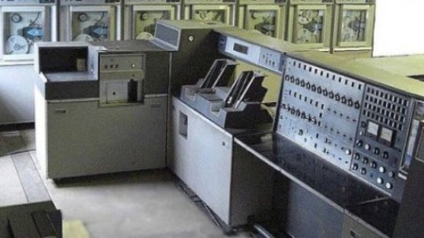 Машина под названием Flossie обладает следующими габаритами — 6 на 6,5 метра, а вес составляет полтонны.